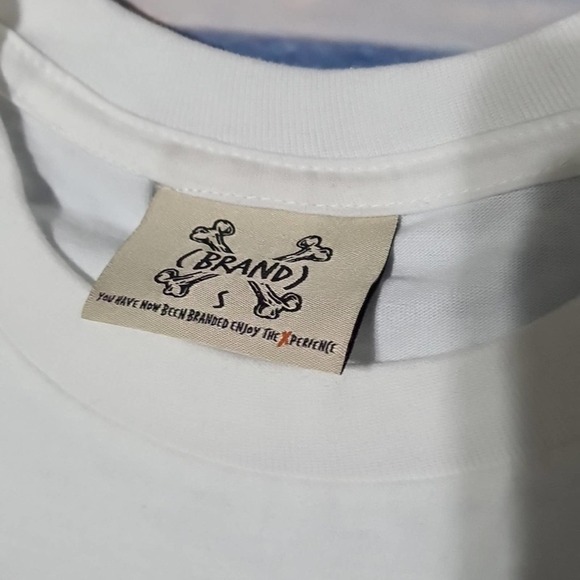 Philadelphia 76ers Allen Iverson Dope‎ Skull Tee Shirt Size Small NWT - Picture 8 of 10